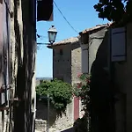 Σπίτι διακοπών Le Logis Des Remparts A L'interieur De La Cite Medievale, Jardin Prive, Parking Inclus *