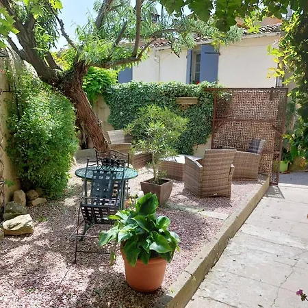 Holiday home Le Logis Des Remparts Coeur De La Cite Medievale Et Parking Inclus *