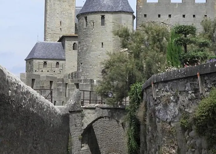 Le Logis Des Remparts A L'interieur De La Cite Medievale, Jardin Prive, Parking Inclus Σπίτι διακοπών