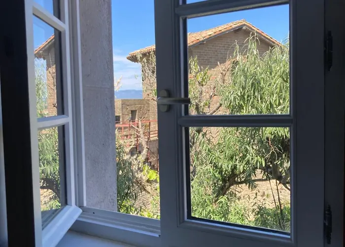 Σπίτι διακοπών Le Logis Des Remparts A L'interieur De La Cite Medievale, Jardin Prive, Parking Inclus